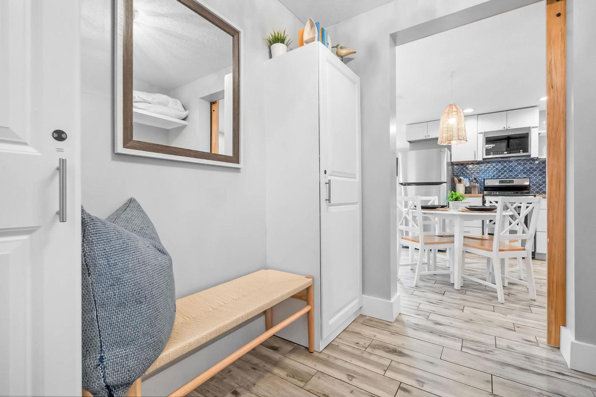 Coral Cottage, Stylish Studio Suite On Canal, Walkable To Beach, Private Parking Saint Augustine Eksteriør billede
