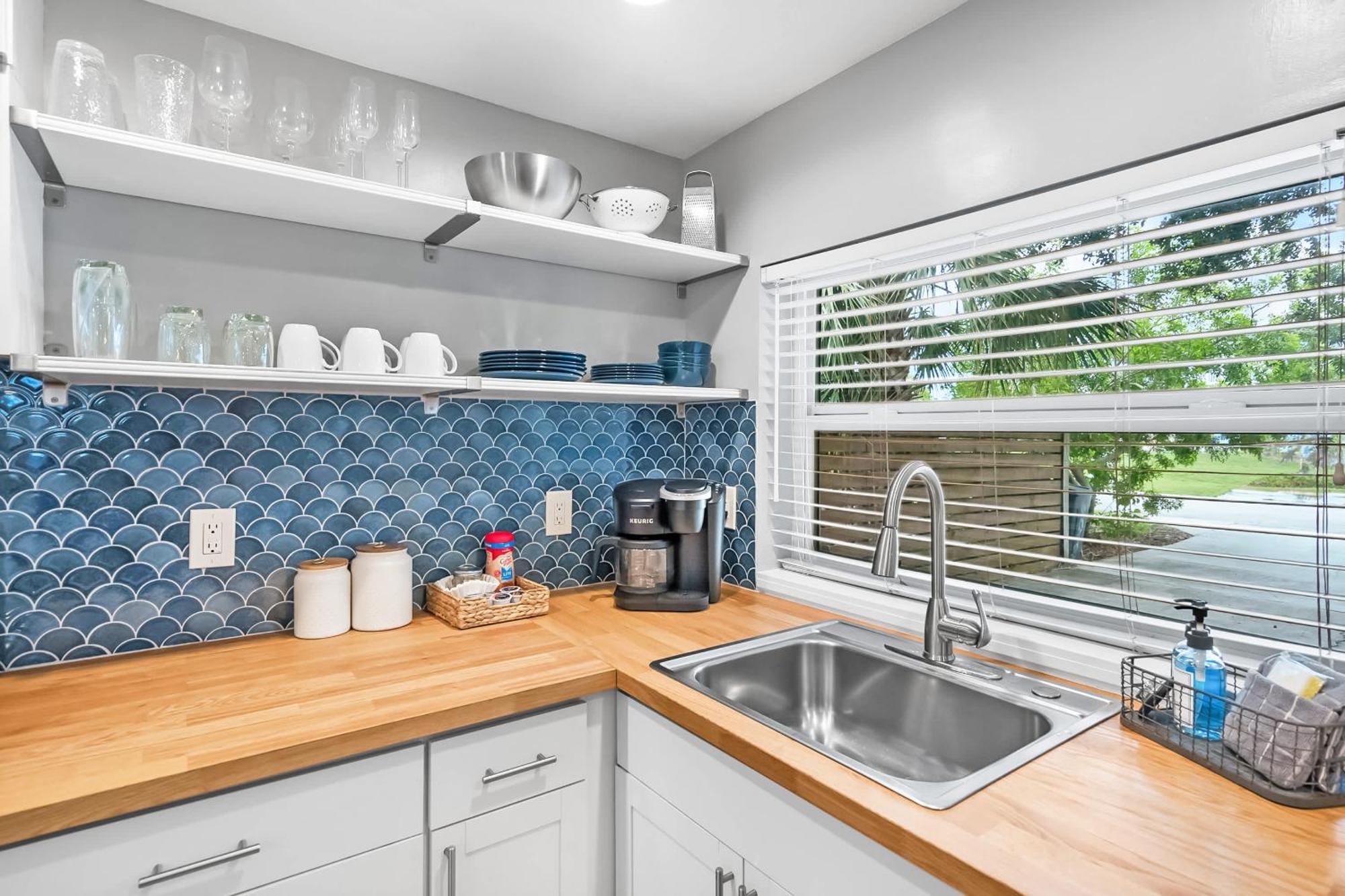 Coral Cottage, Stylish Studio Suite On Canal, Walkable To Beach, Private Parking Saint Augustine Eksteriør billede